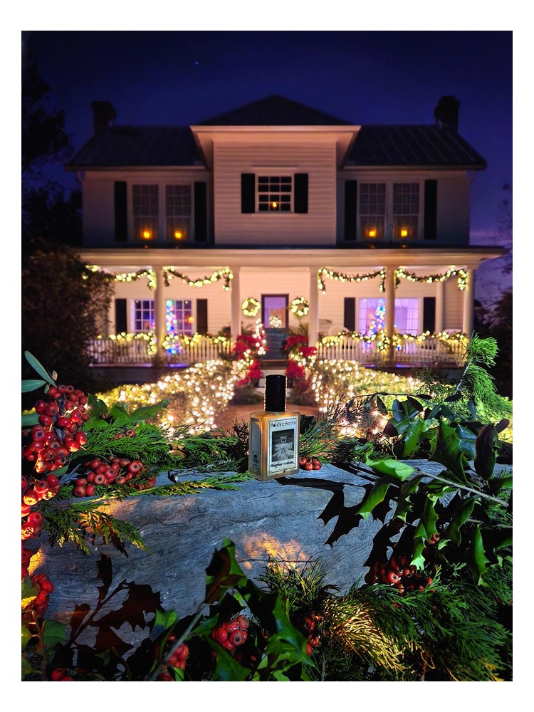 Farmhouse in Winter – Solstice Scents