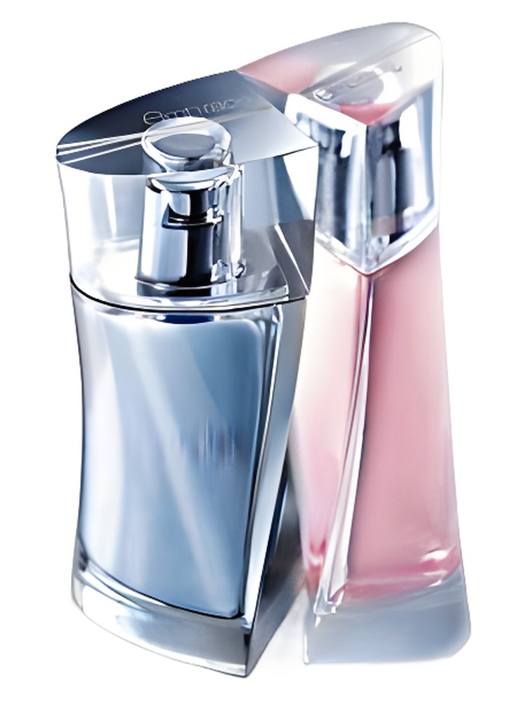 Embrace Her – Oriflame