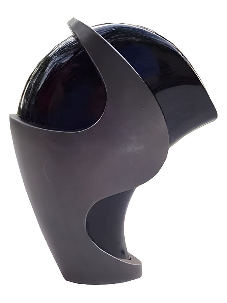 DK – Donna Karan