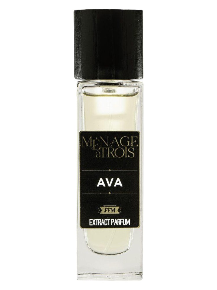 AVA – Ménage à Trois