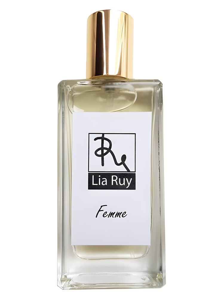 Femme – Lia Ruy