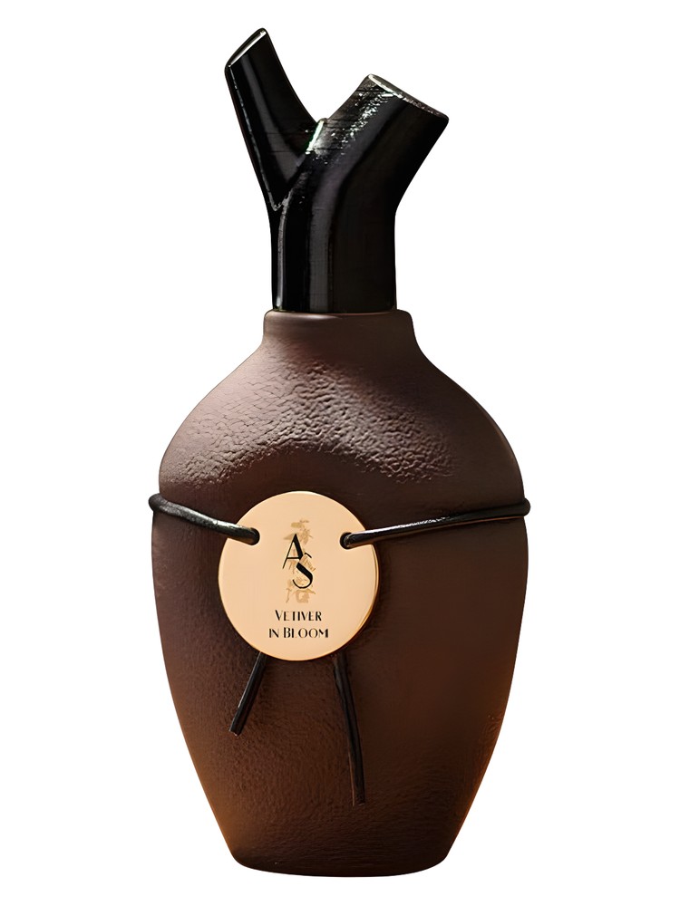 Vetiver in Bloom – Scents of Wood