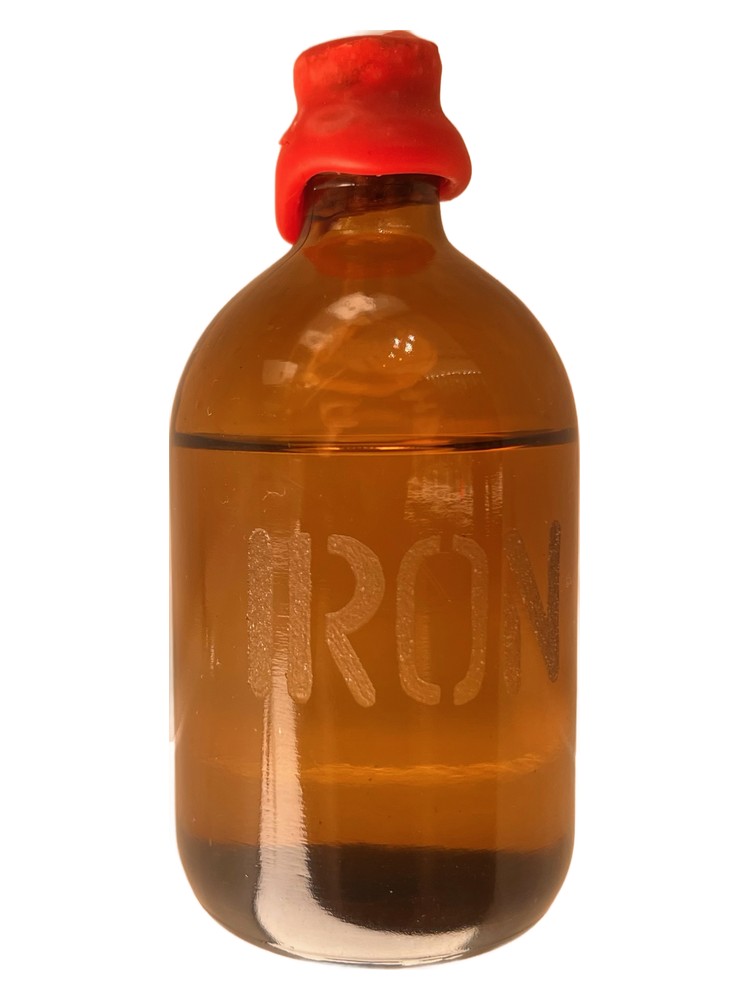 Iron – Fábio Navarro